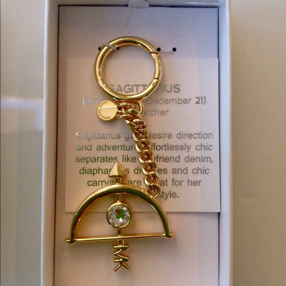NEW WITH TAG MICHEAL KORS KEYCHAIN